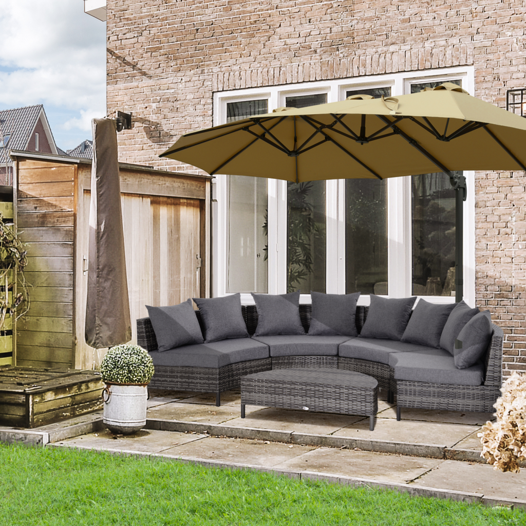 Half Moon Rattan 4-Seater Garden Set for Cosy Outdoor Lounging