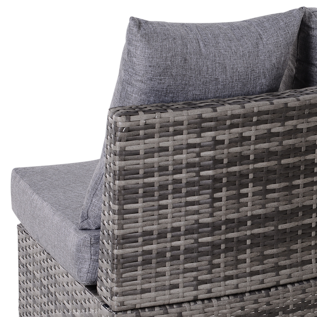 Half Moon Rattan 4-Seater Garden Set for Cosy Outdoor Lounging