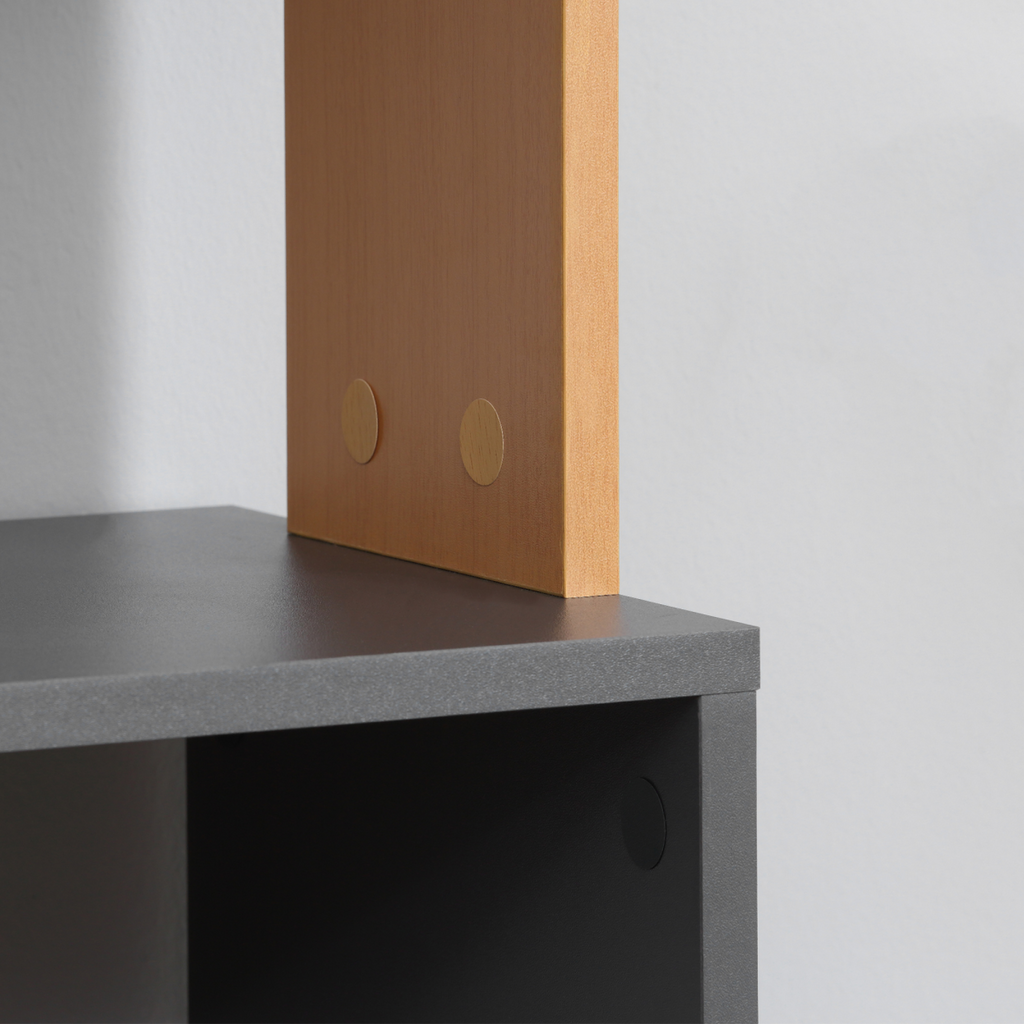 5‑tier freestanding bookshelf with open shelves.
8.png