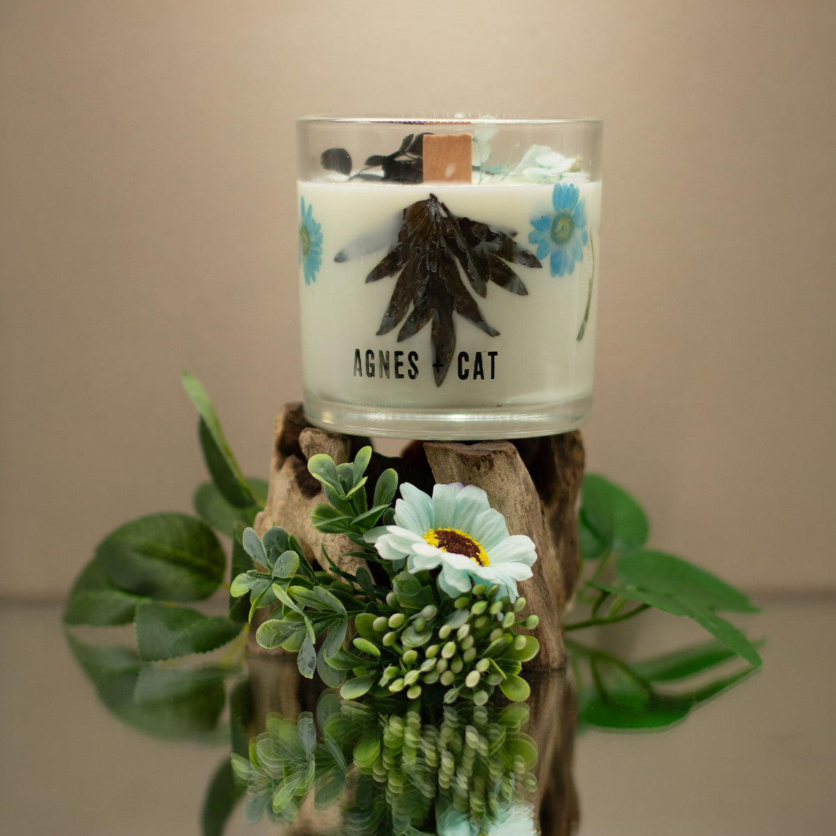Seasalt & Moss Botanical Soy Candle – alternative view 6