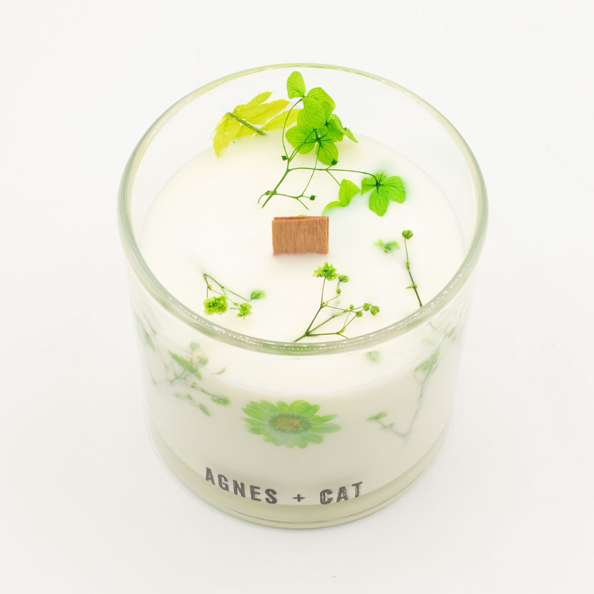 Fell Berry Botanical Soy Candle – alternative view 3