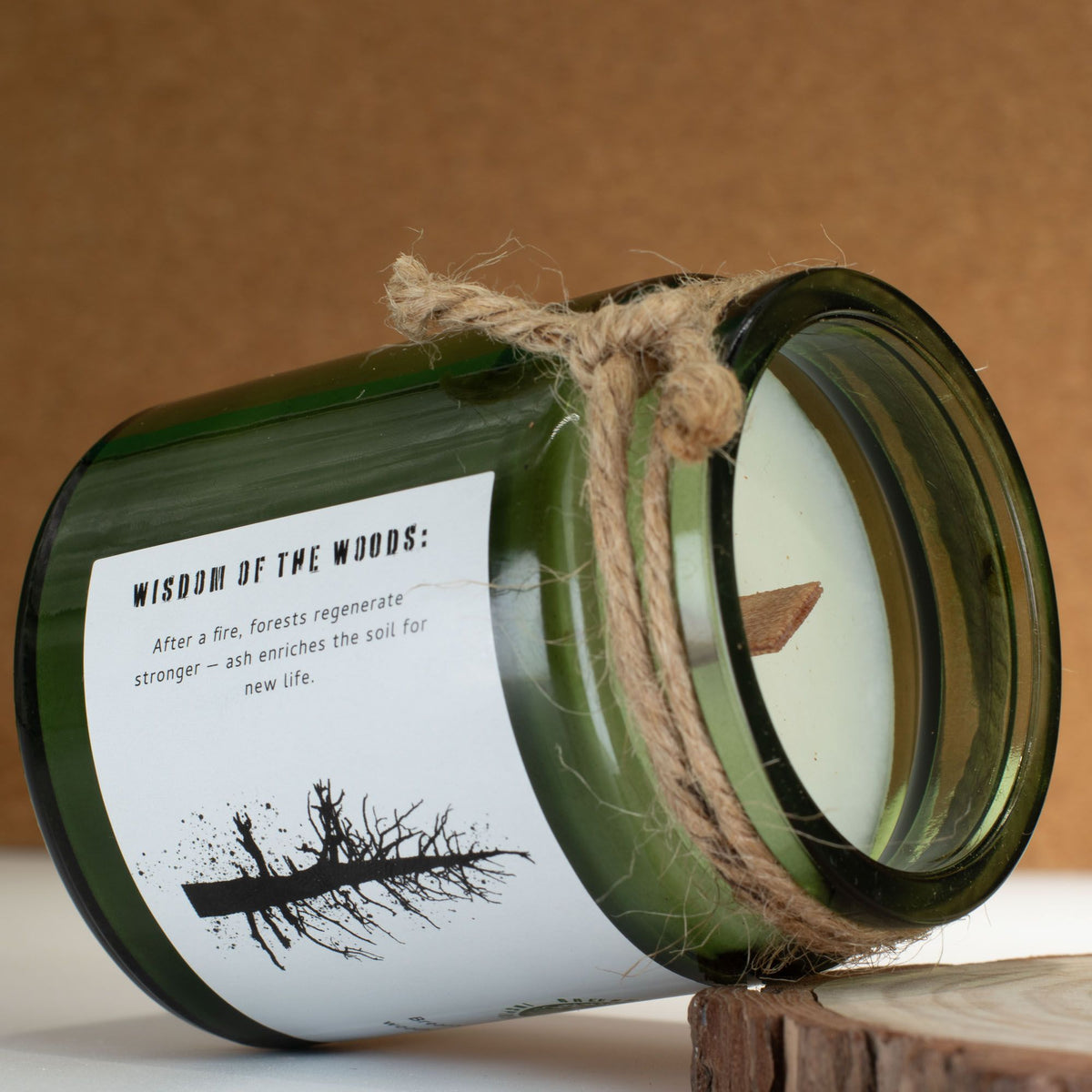 Ash & Woodsmoke Woodwick Soy Candle – alternative view 4