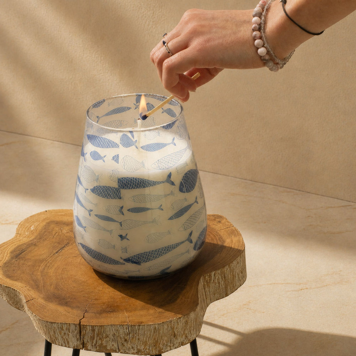 Seabreeze Coastal Glass Candle – Tall – alternative view 5