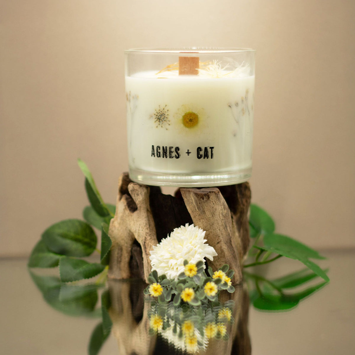 Windermere Botanical Soy Candle – alternative view 4