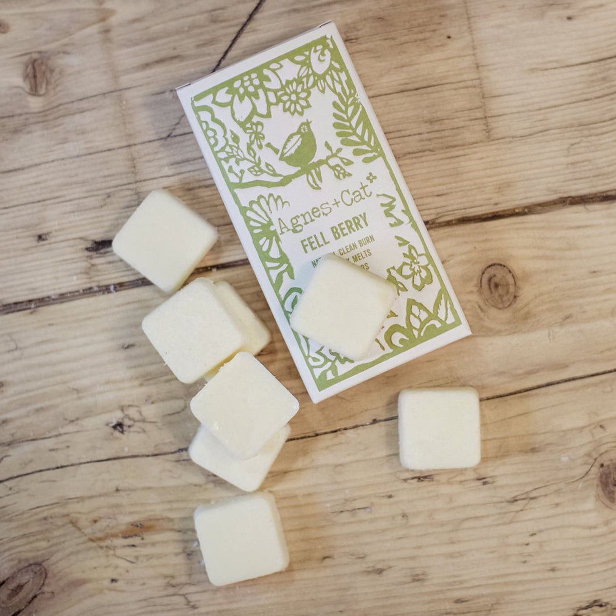 Fell Berry Soy Wax Melts, Box of 8 – alternative view 3