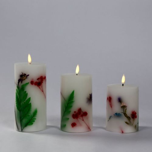 Flower Embedded Wax Candle ? Set of 3